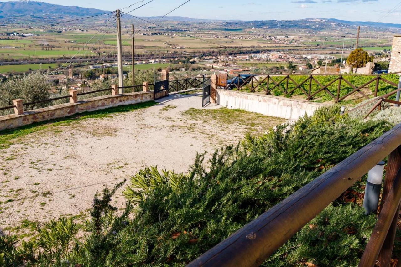 Apartament Il Tramonto Holidays Trevi Zewnętrze zdjęcie